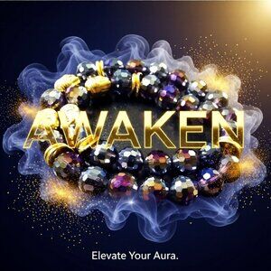 Sparkling Gold Buddha Bracelet! Faceted Bling Beads! Gorgeous Color Reflections